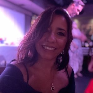 Meet your Posher, Paola